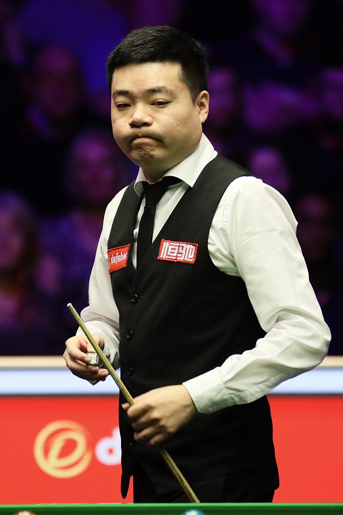 现场有人激 现场有人激