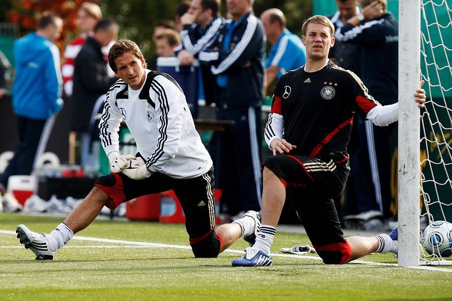 她在社交媒 她在社交媒