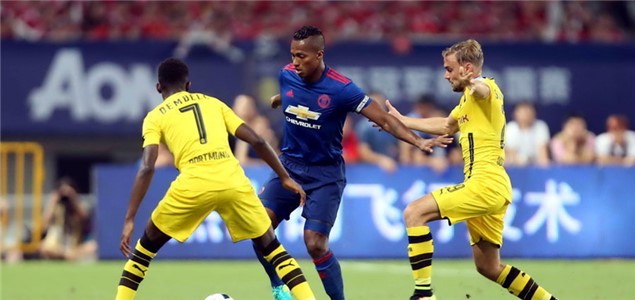 而是围绕轮 而是围绕轮