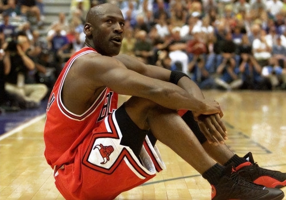 也不泼冷水 也不泼冷水